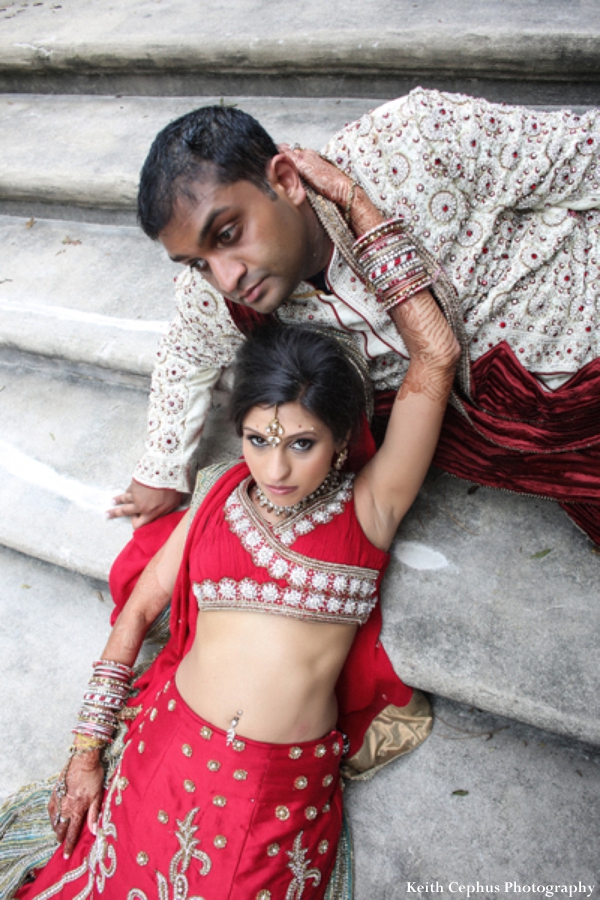 indian-wedding-portrait-groom-bride-ideas