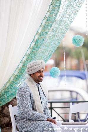 traditional pakistani groom