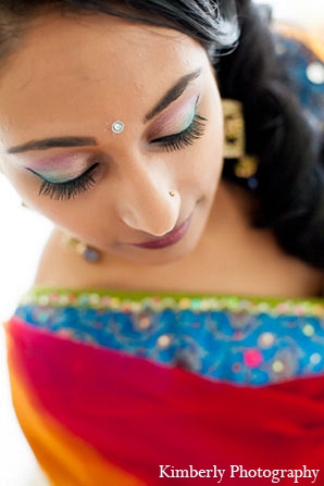 indian wedding colorful makeup bride