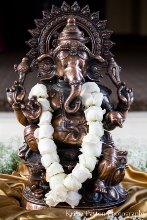 indian wedding ceremony statue ganesha elephant