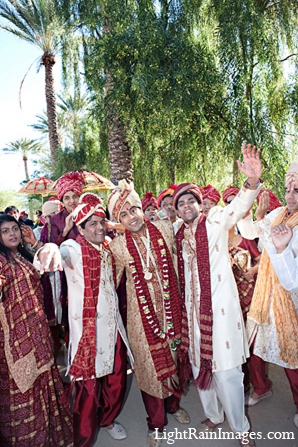 indian wedding baraat ceremony photography