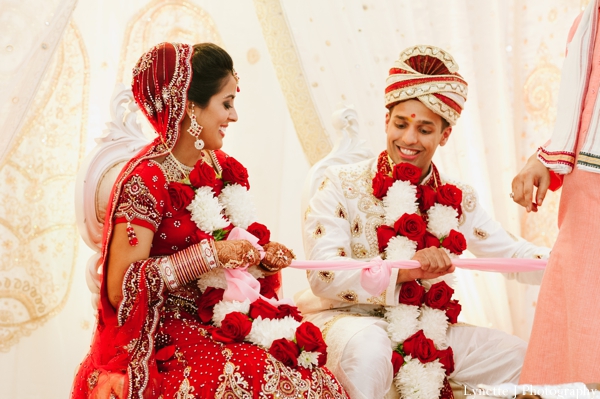 indian-wedding-ceremony-customs-groom-bride