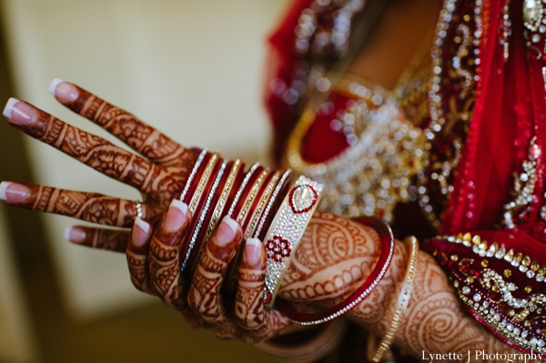 indian-wedding-getting-ready-bangles