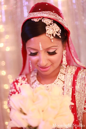 indian-wedding-bride-beauty-shot-portrait