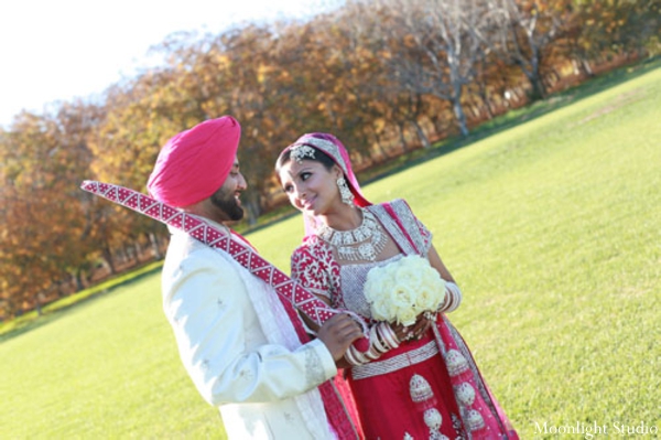 indian-wedding-bride-groom-portrait-nature