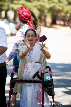 indian-wedding-baraat-celebration-street