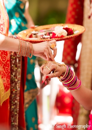 indian-wedding-bridal-ceremony-bangles