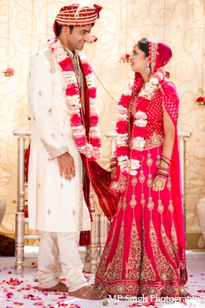 indian-wedding-bride-groom-mandap-ceremony