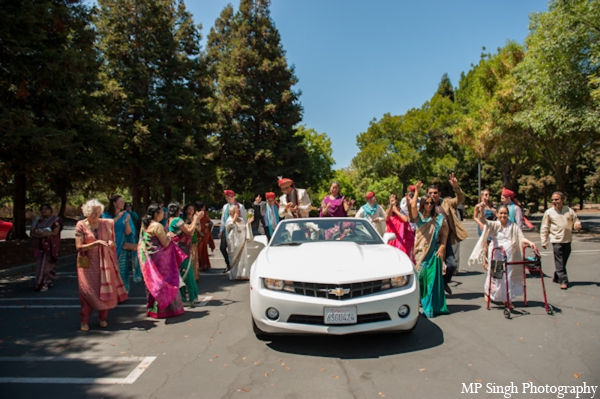 indian-wedding-convertible-car-baraat-celebration