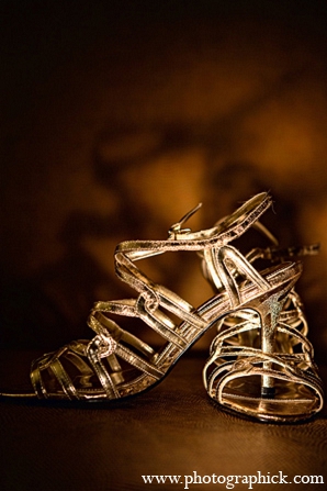 indian wedding bride shoes gold