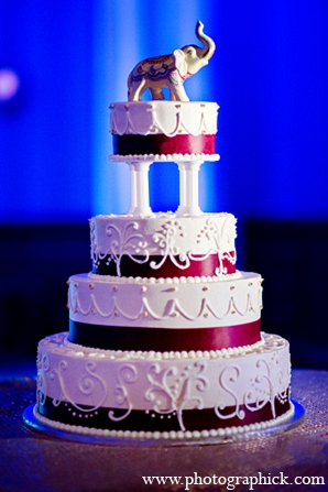 indian wedding cake reception elephant