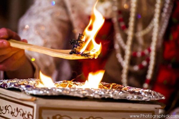 indian-wedding-traditional-ancient-fire-ritual