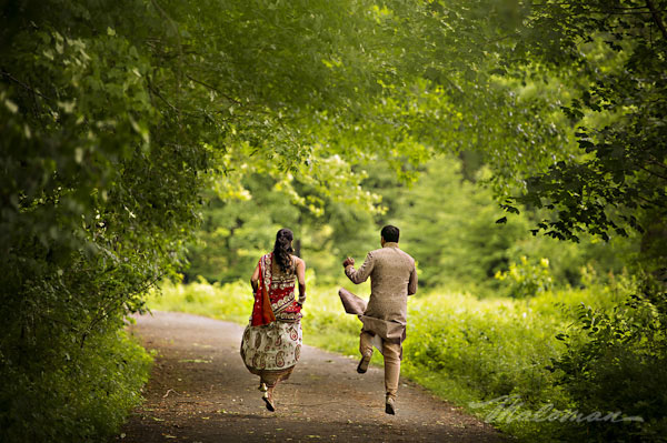 indianweddingportraitsbrideandgroomspontaneous