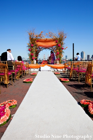 indian-wedidng-mandap-outdoor-bright-colorful