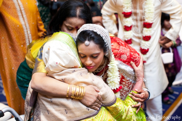 indian-wedding-ceremony-bride-family-guests