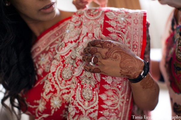 indian-wedding-getting-ready-bride-mehndi