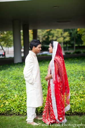 indian-wedding-portrait-bride-groom-garden