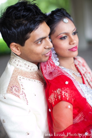 indian-wedding-portrait-traditional-bride-groom