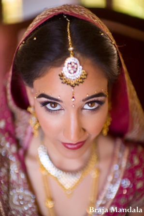 indian-wedding-bride-tikka-veil