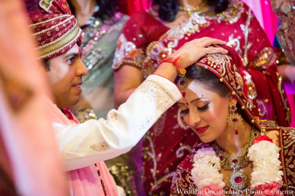 indian-wedding-ceremony-bride-customs