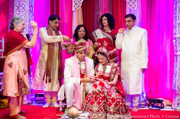 indian-wedding-ceremony-bride-groom-family-customs