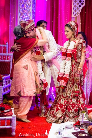 indian-wedding-ceremony-bride-groom-family-rituals