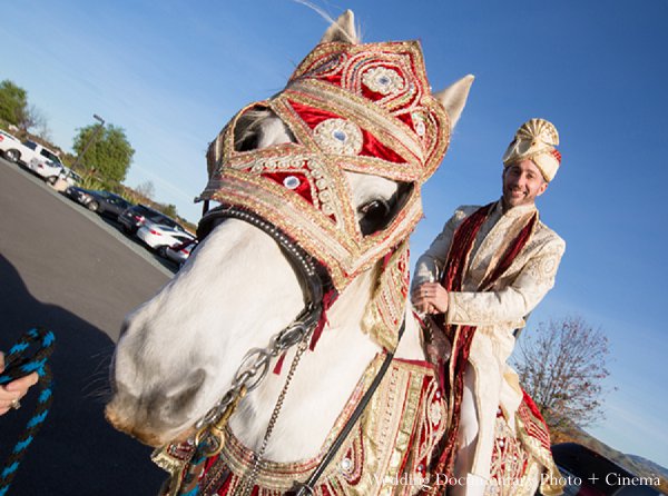 indian weddings baraat groom