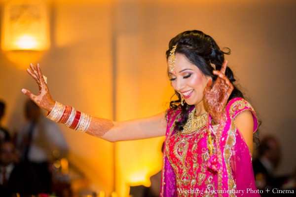 indian-wedding-bride-dancing-reception-hot-pink