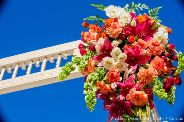 indian-wedding-mandap-floral-boquet