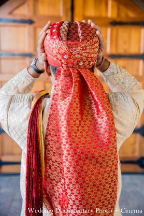 indian-wedding-tradtional-dress-groom-portrait