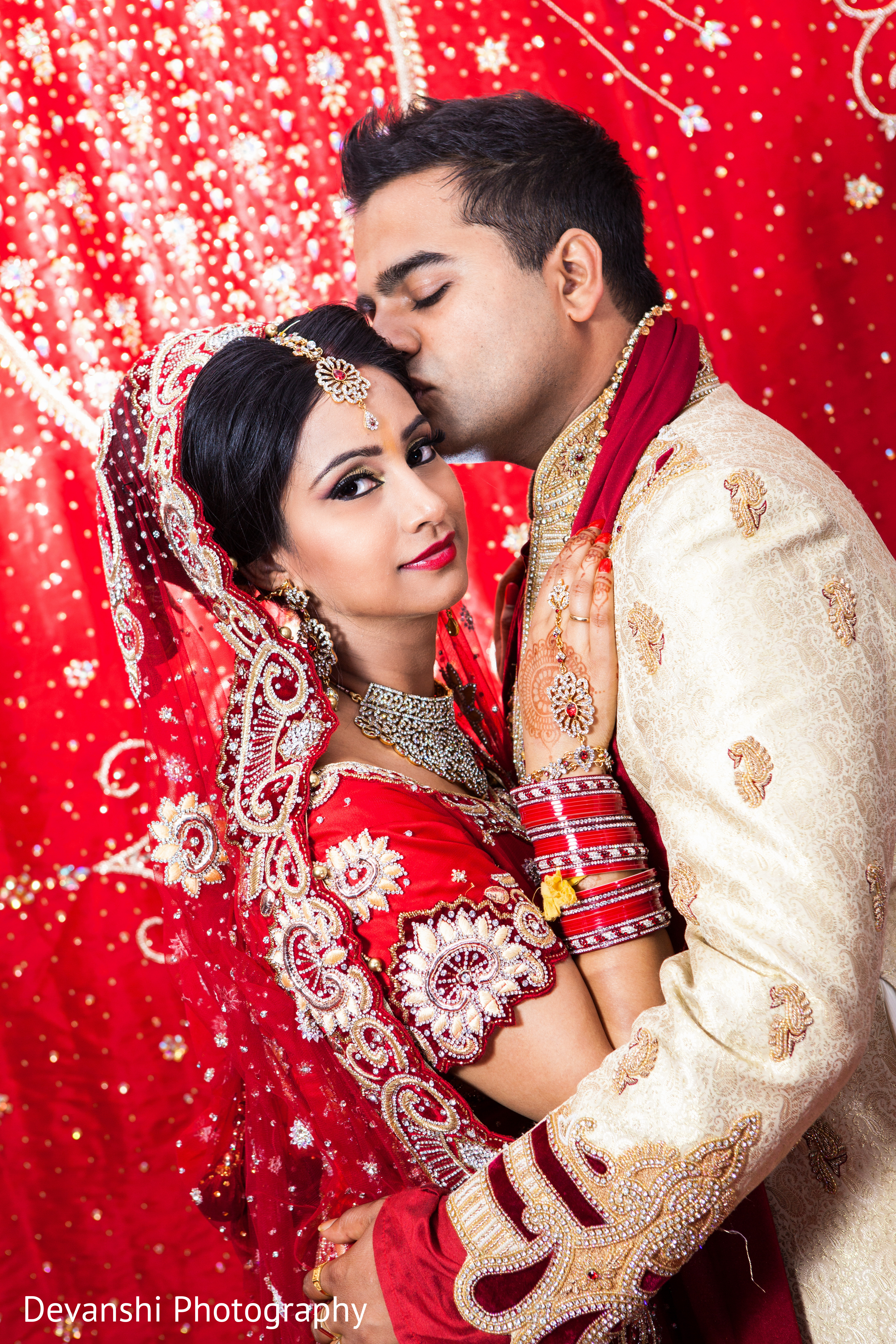 Pin by Fathima Rinosiya on Quick saves | Couple wedding dress, Couple  outfits, Marriage photos