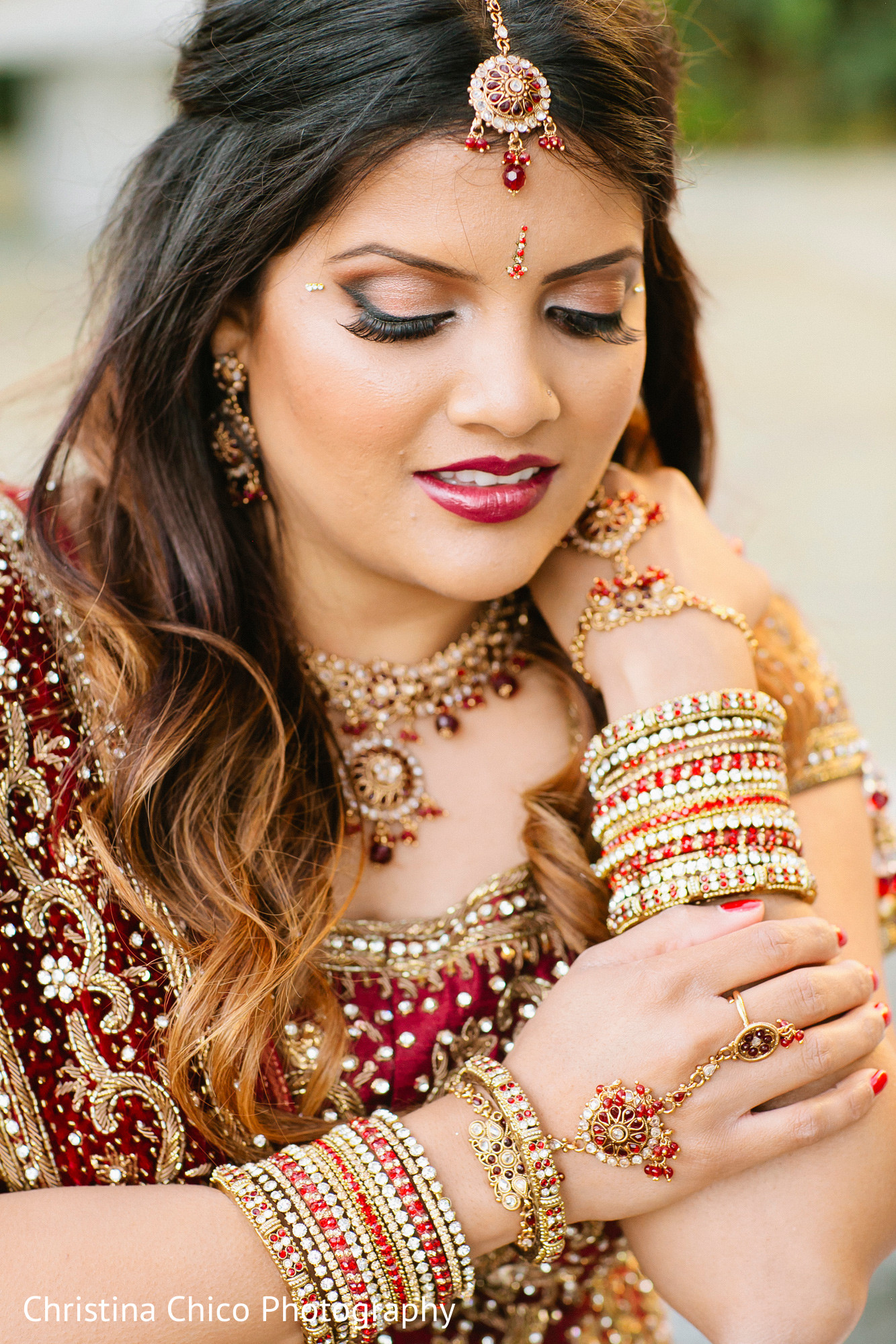 Wonderful Indian traditional jewelry in close-up photos: maang tikka,  bangles, earrings, nose rings, etc - Nationalclothing.org