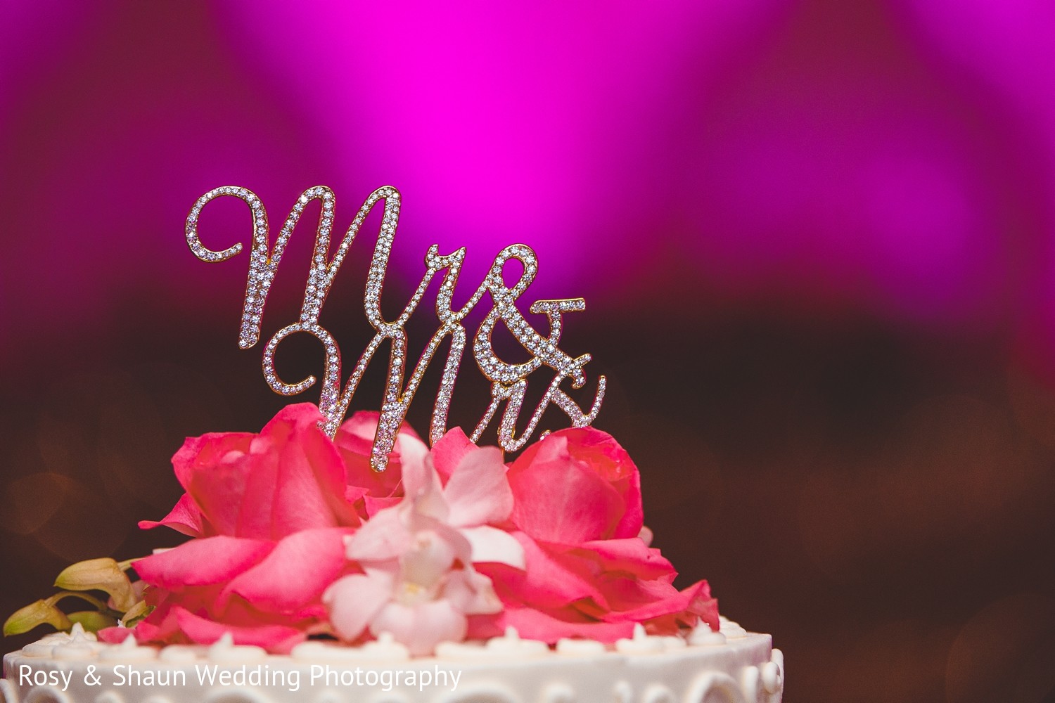 Buy Personalized Hindu Mr & Mrs Cake Topper Indian Wedding Cake Topper,  Punjabi Wedding Cake Topper, Indian Couple Cake Topper, Sikh Wedding Online  in India - Etsy