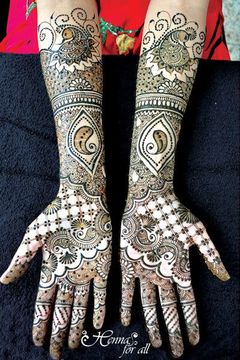 Henna For All submitted beautiful mehndi designs for our 3rd Annual Mehndi Maharani Contest.