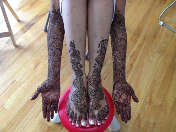 mehndi maharani finalist: Bridal Henna Artist