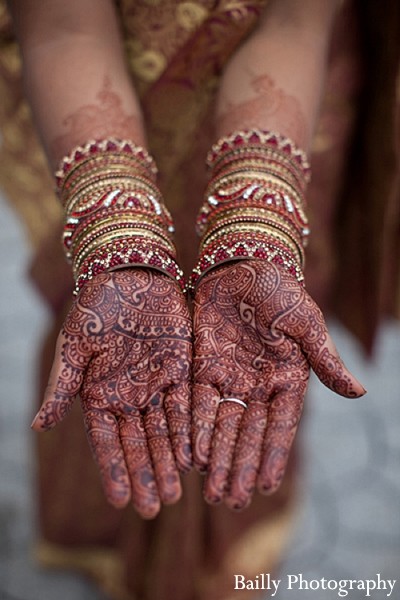 Mehndi Artist