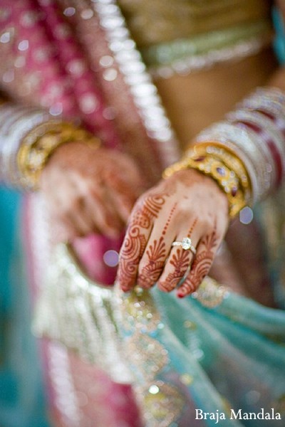 Mehndi Artist