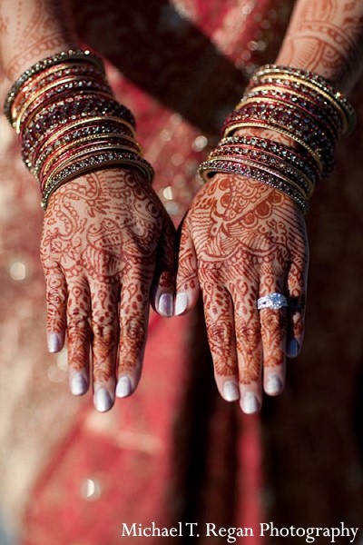 Mehndi Artist