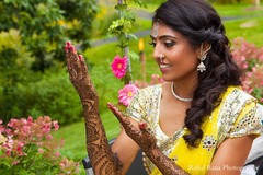 This Indian bride has beautiful henna done for her mehndi celebration!