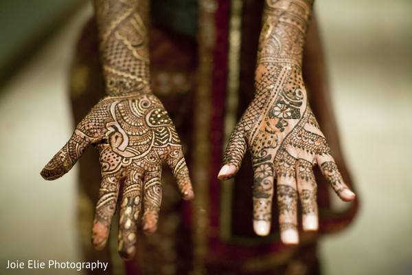 Mehndi Artists