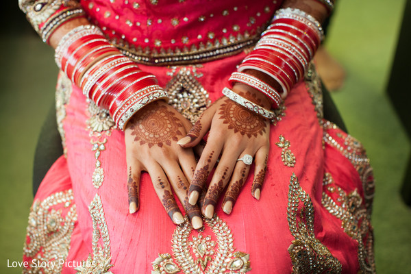 Mehndi Artist