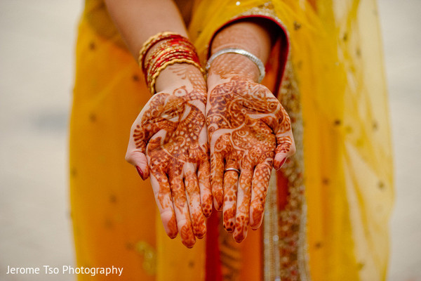 Mehndi Artists