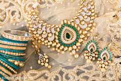 An Indian bride's fabulous bridal jewelry!