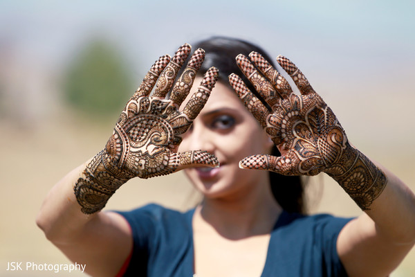 Mehndi Artists