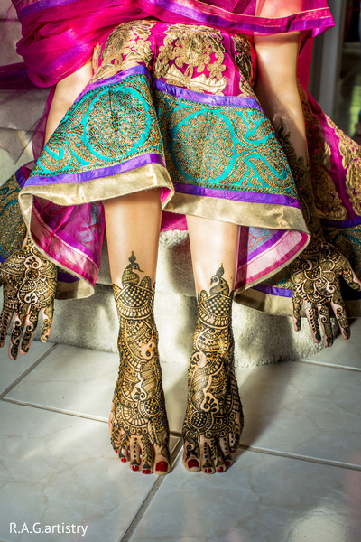 Mehndi Artists