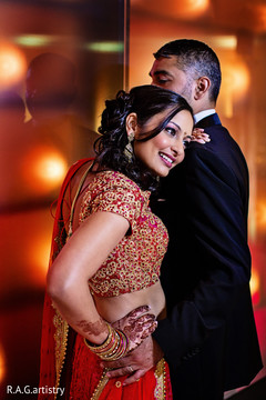 An Indian bride and groom celebrate at their ravishing reception!