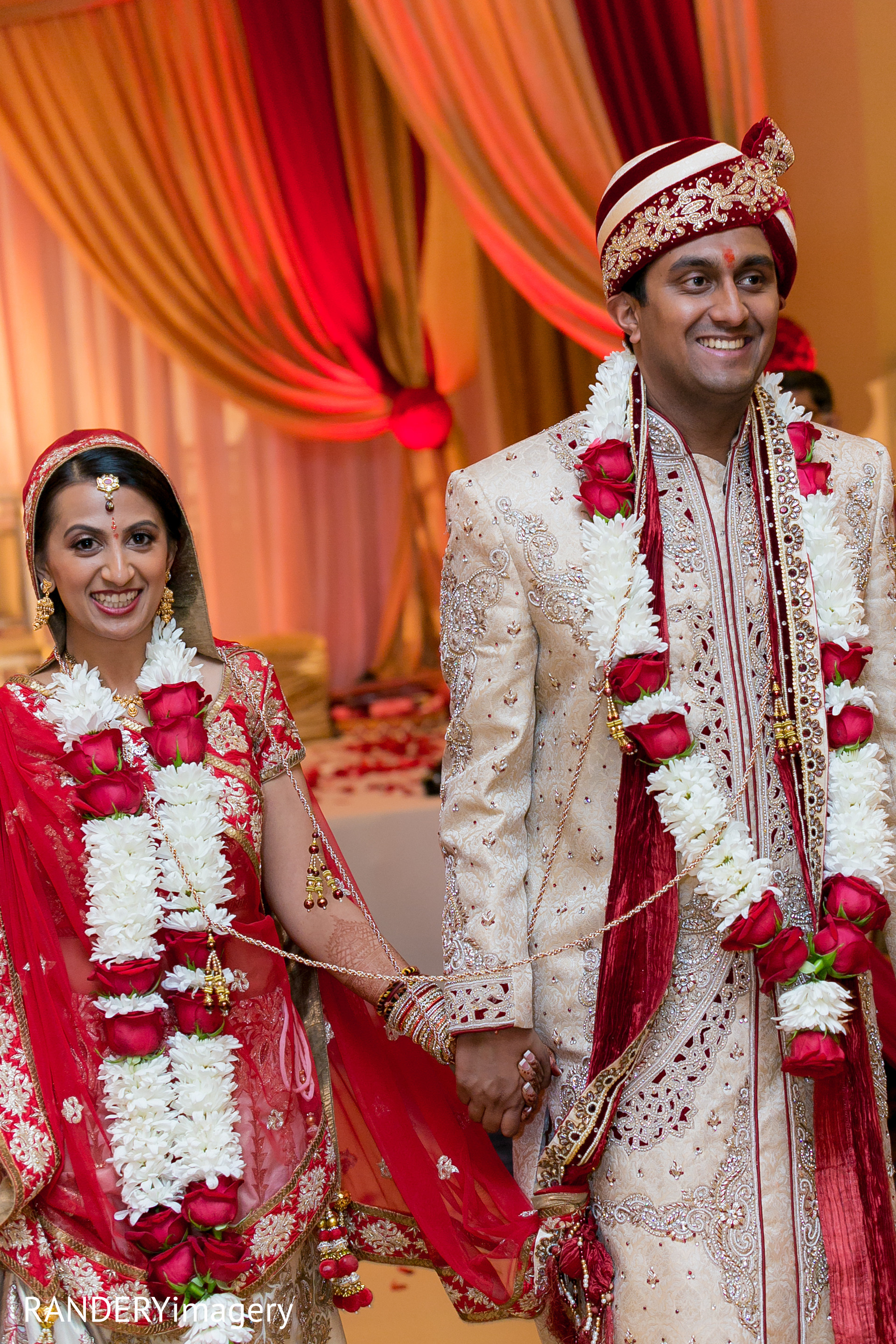 Ceremony in Anaheim, CA Indian Wedding by RANDERYimagery | Maharani ...