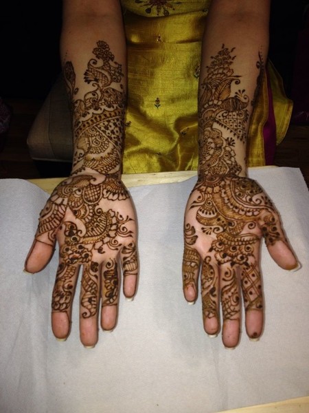 mehndi maharani finalist: Bridal Henna Artist