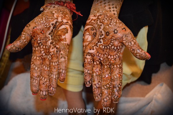 Henna Beautiful by Ash Kumar And we love what we do ❤️ Bridal henna  highlights. FOR COURSES, BOOKINGS & ENQUIRIES 🌹DM 🌹WHATS APP: link… |  Instagram