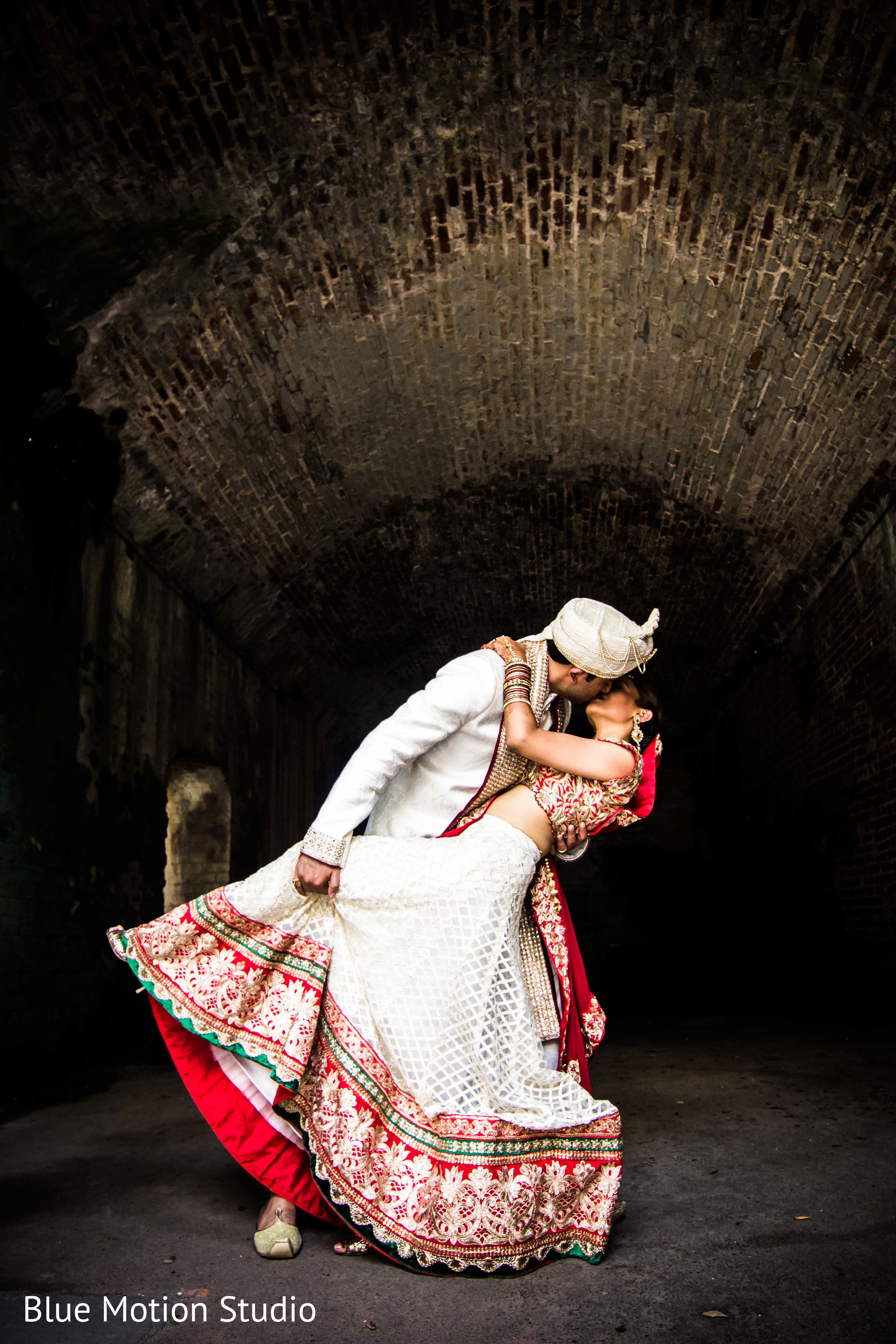 Indian Wedding Photography Poses: 10 Most Innovative Ideas - Zions Wedding  Planners - An Event Management Company in Lucknow